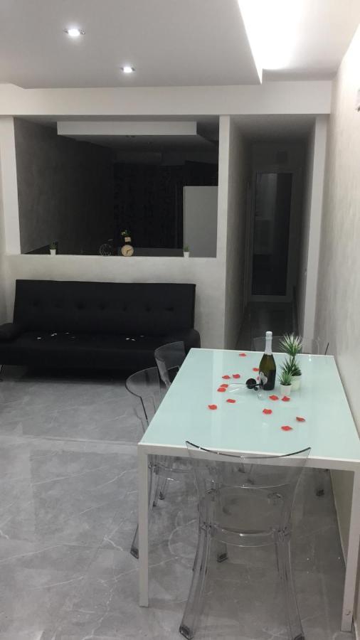 Aparthotel Le Rocce Nere Giardini Naxos Exteriér fotografie
